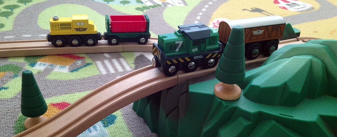  Trains, circuits, jeux en bois Brio