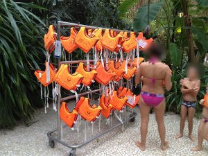 Gilets de natation à Center Parcs Normandie