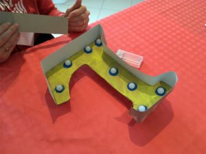 mise en place des contours de la lettre lumineuse