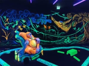 Mini golf fluorescent Migné-Auxances