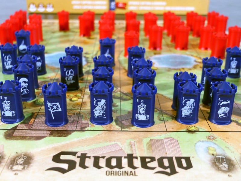 Stratego avis