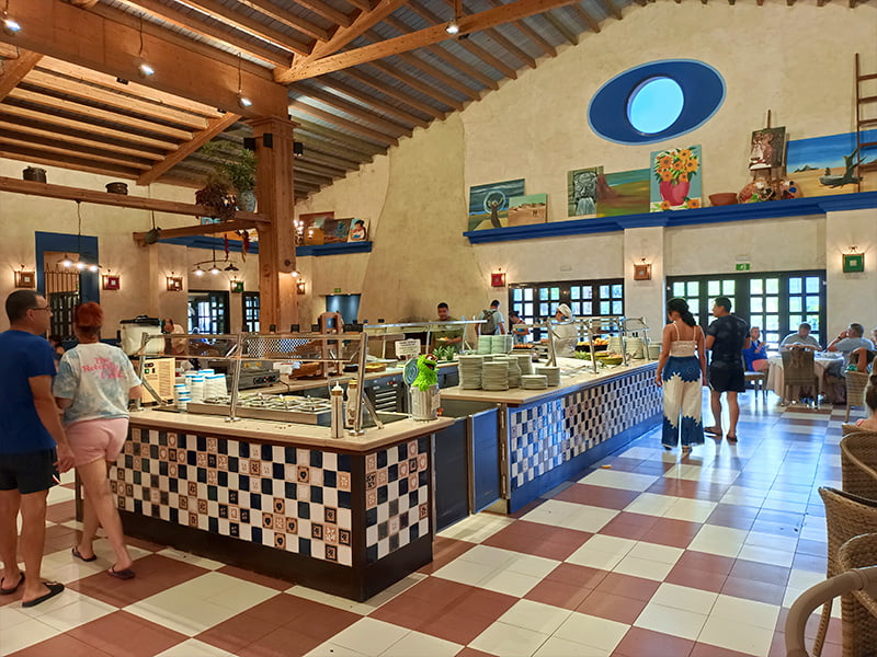 Hôtel El Paso PortAventura buffet