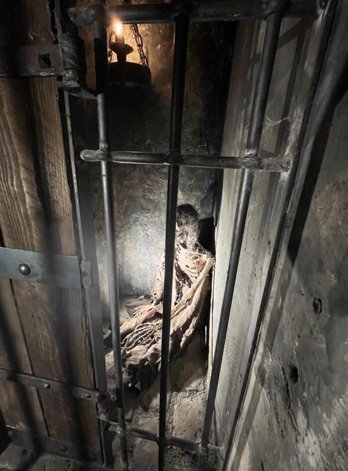 Escape game Paris Le Donjon