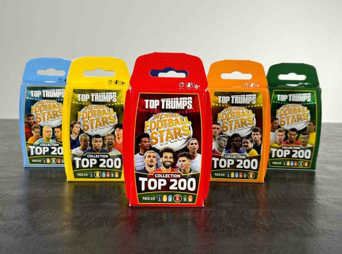 World football stars top 200 top trumps collectors kit